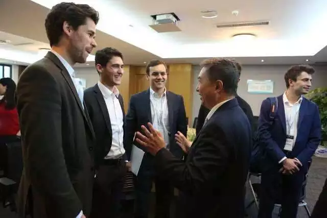 1479956400150026890.png 1479956400150026890.png